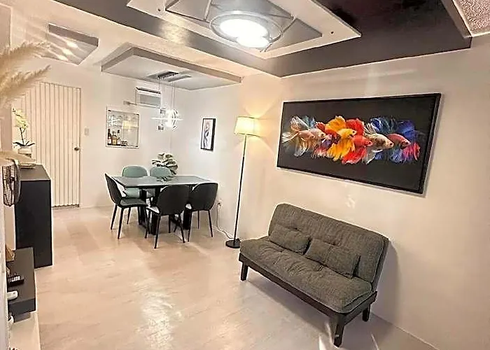 Two-bedroom Fully Furnished Near Airport ホテル