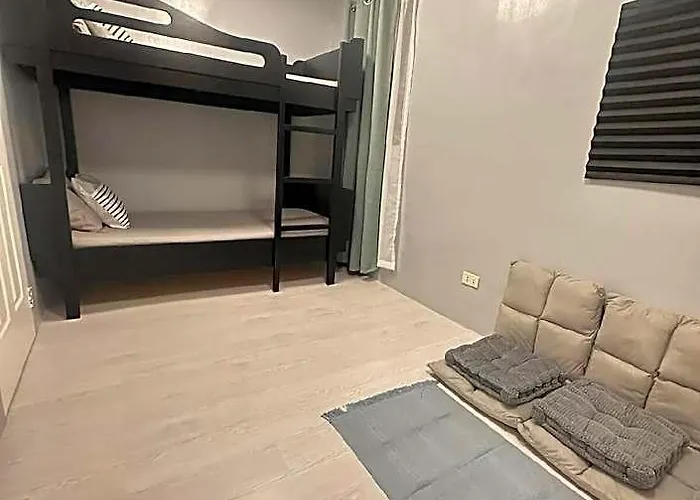 Two-bedroom Fully Furnished Near Airport ホテル セブ市