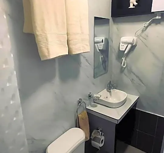 Two-bedroom Fully Furnished Near Airport 3* セブ市