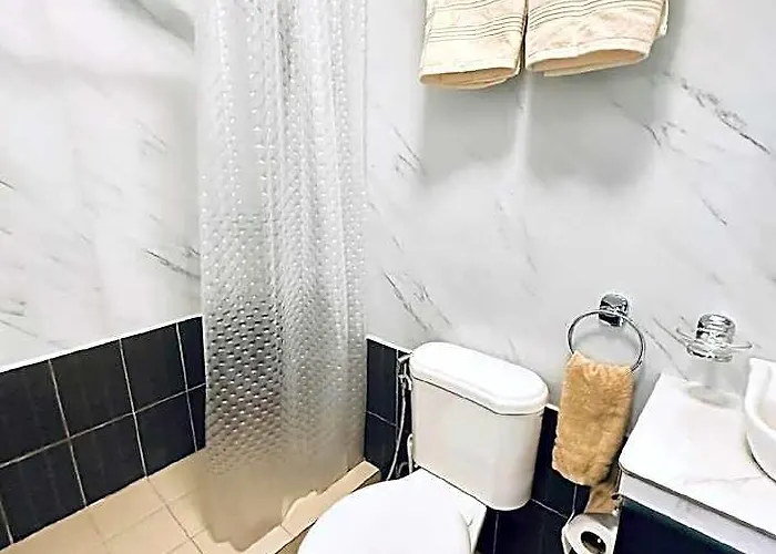 Two-bedroom Fully Furnished Near Airport